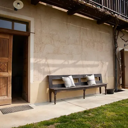 Borgo Ca' Del Becca Wine Relais Apartment Bioglio